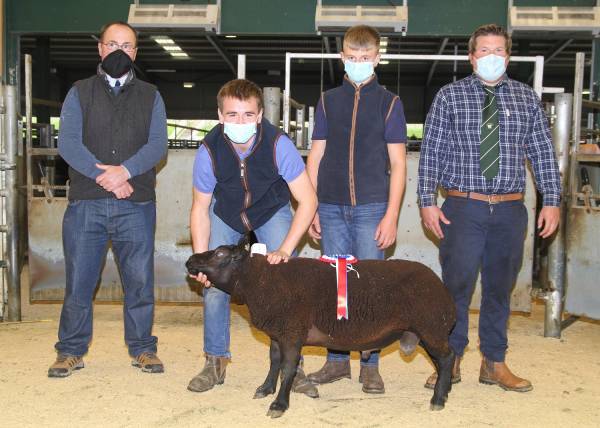 L-R - Mr P Durham (Sponsor Macmin), Mr M Wharton & Mr C Wharton (Vendor) and Mr S Powley (Judge)